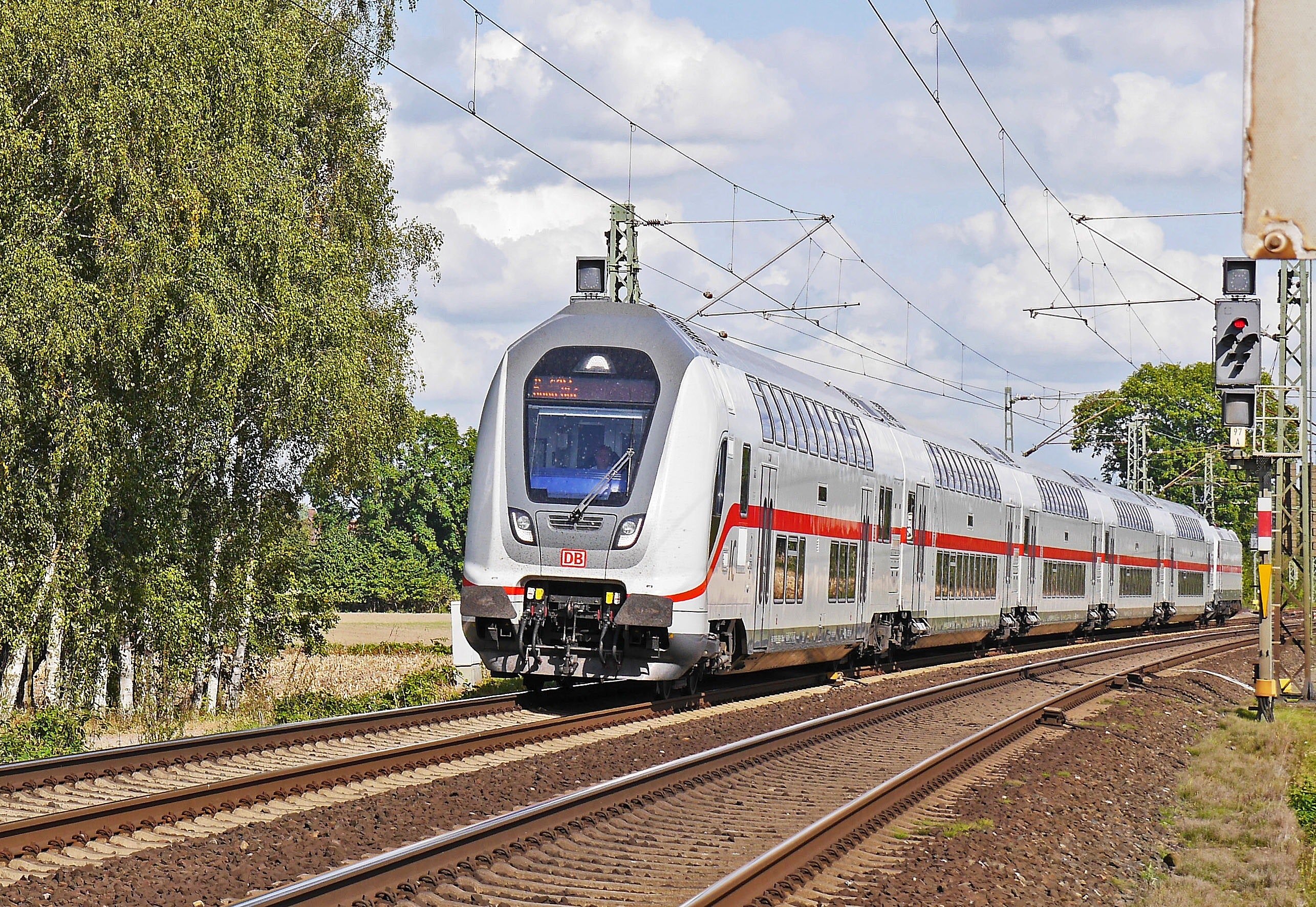 Vlaremtrein.jpg Vlaremtrein.jpg
