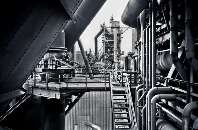 black-and-white-factory-industrial-plant-415945.jpg